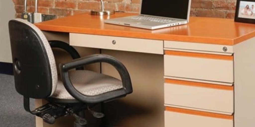 Advantages Of Metal Furniture: